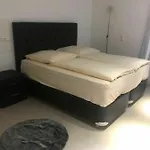 Hr Hotel